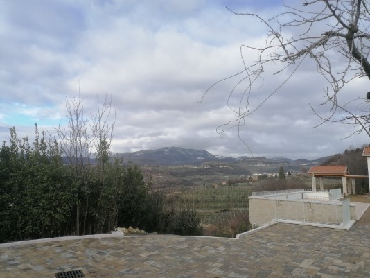 Panorama da Masua su Valle di Marano sullo sfondo Monte Pastello