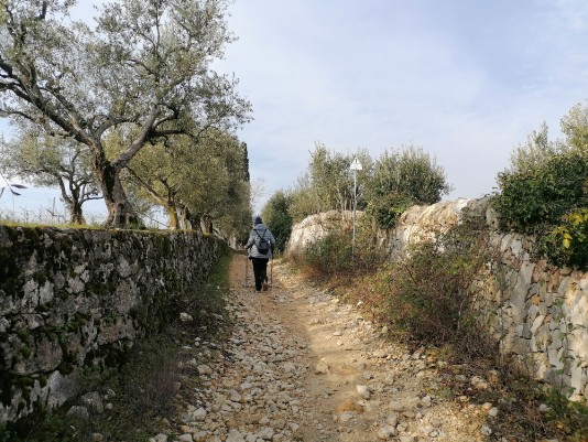 sentiero stradina dopo Marega