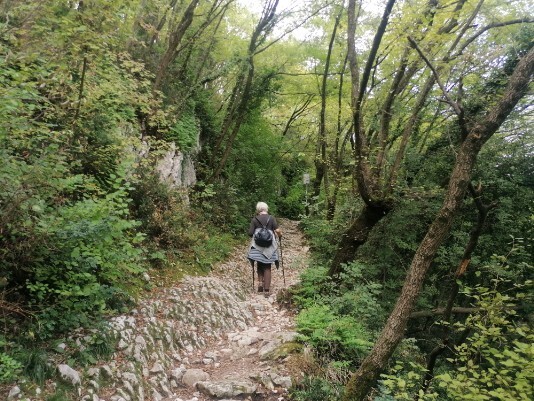 salita alla cima Rocca