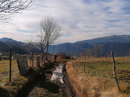 salita con panorami da Camparso