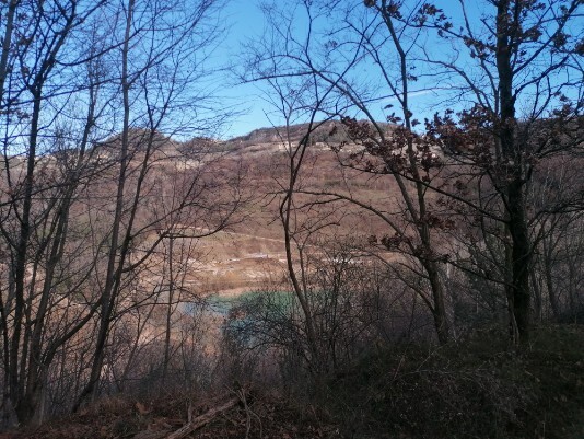 Laghetto visto dall'alto in direzione Santoccio