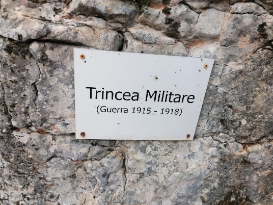  tratti sentiero trincee Monte Cimo Osservatorio