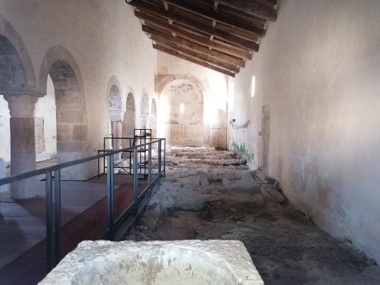 chiesa di San Zeno de l'Oselet interno