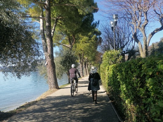 Lungolago Bardolino - Garda