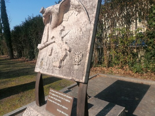 Monumento al poliziotto ucciso Antonio Montinaro